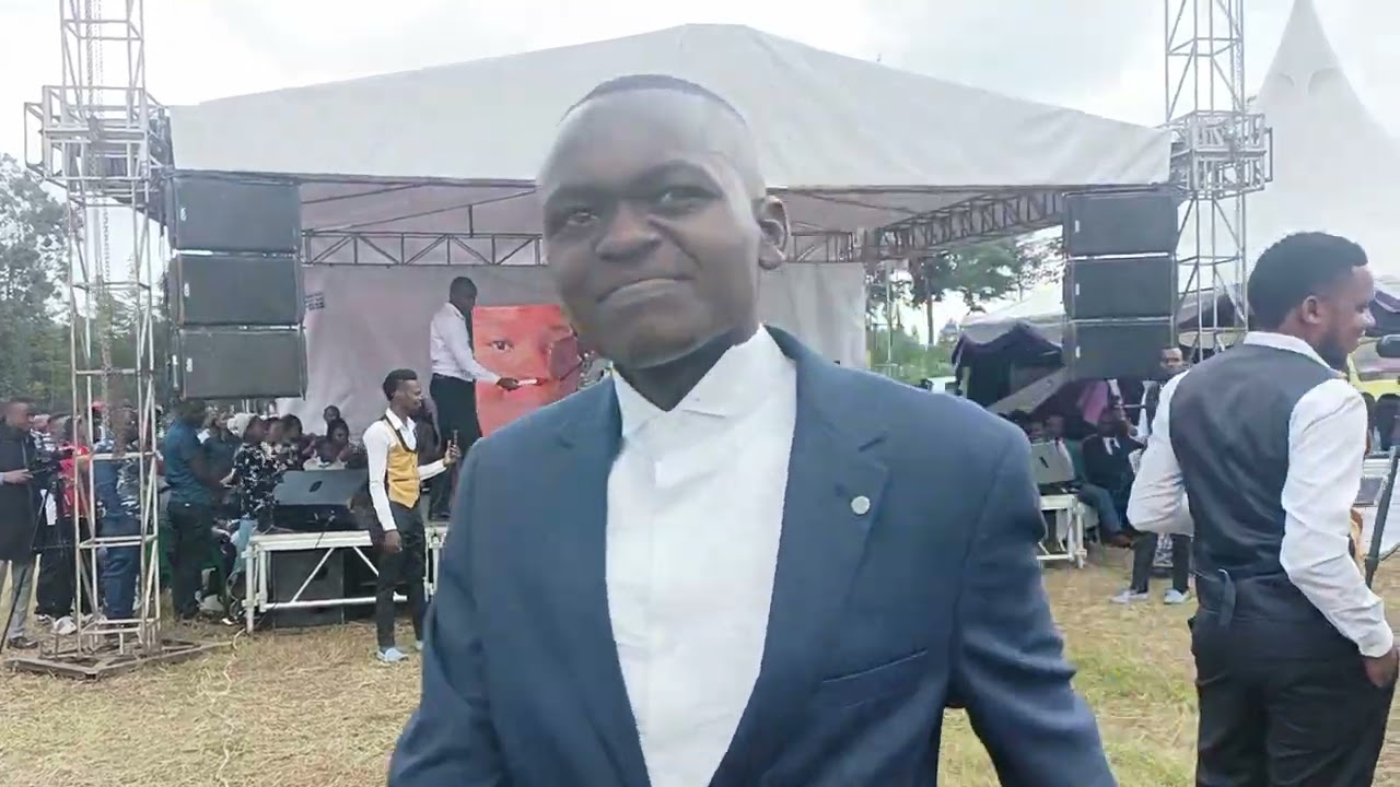 Drama as Kasolo and ndeke clash at mercy mawia's burial