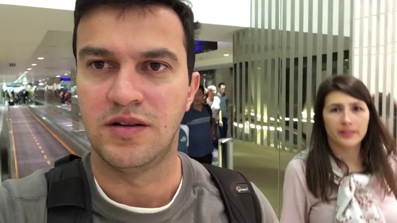 Emirates do Vietn&atilde; para Dubai | Viajo logo Existo