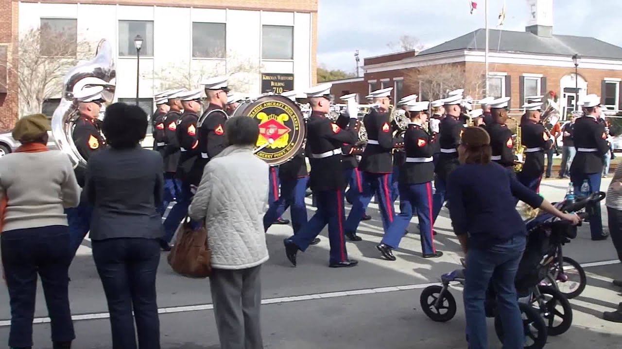 2nd Marine Aircraft Wing Band 2012 Morehead City Parade
