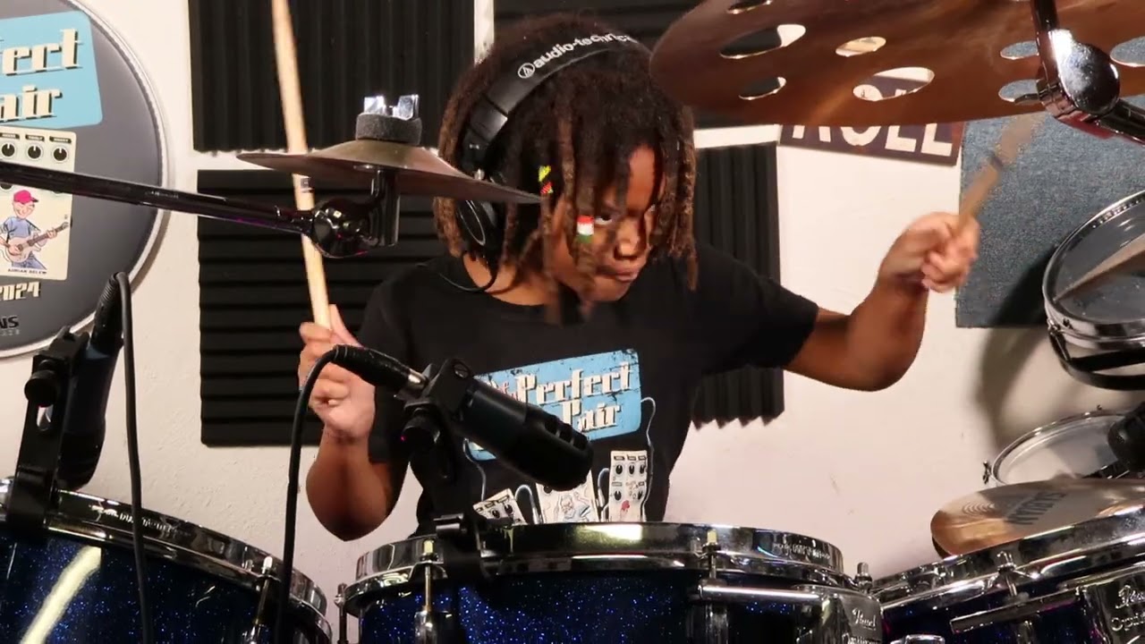 Duke's Travels and Duke's End - Genesis Live 1980 - Enzo Ursino Drum Cover (EnzoDrummerBoy)