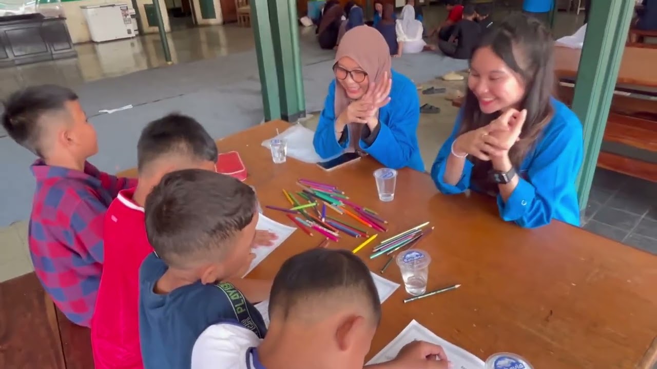KELOMPOK 3 PROJECT PENGABDIAN KEPADA MASYARAKAT