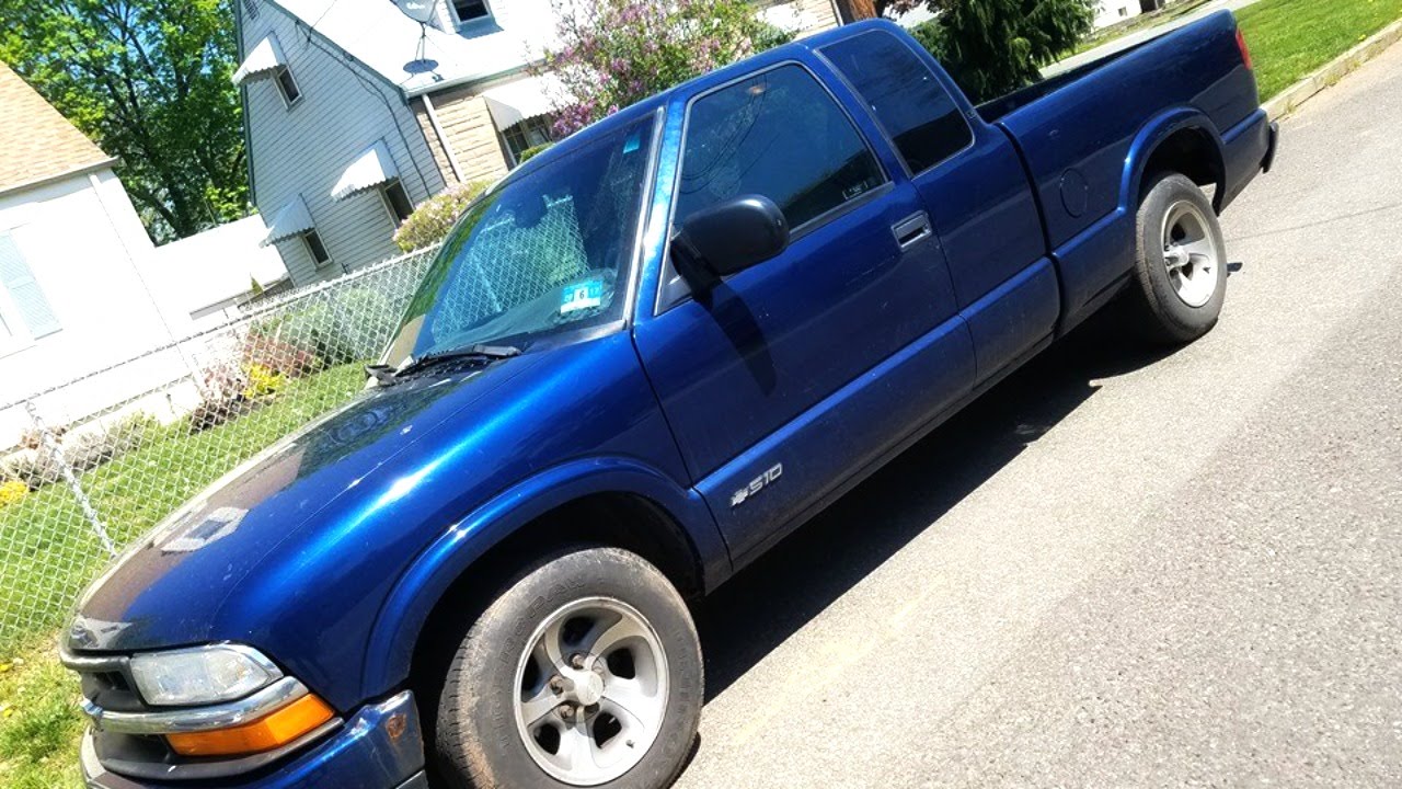 Replacing 3rd door handle on Chevy s10.