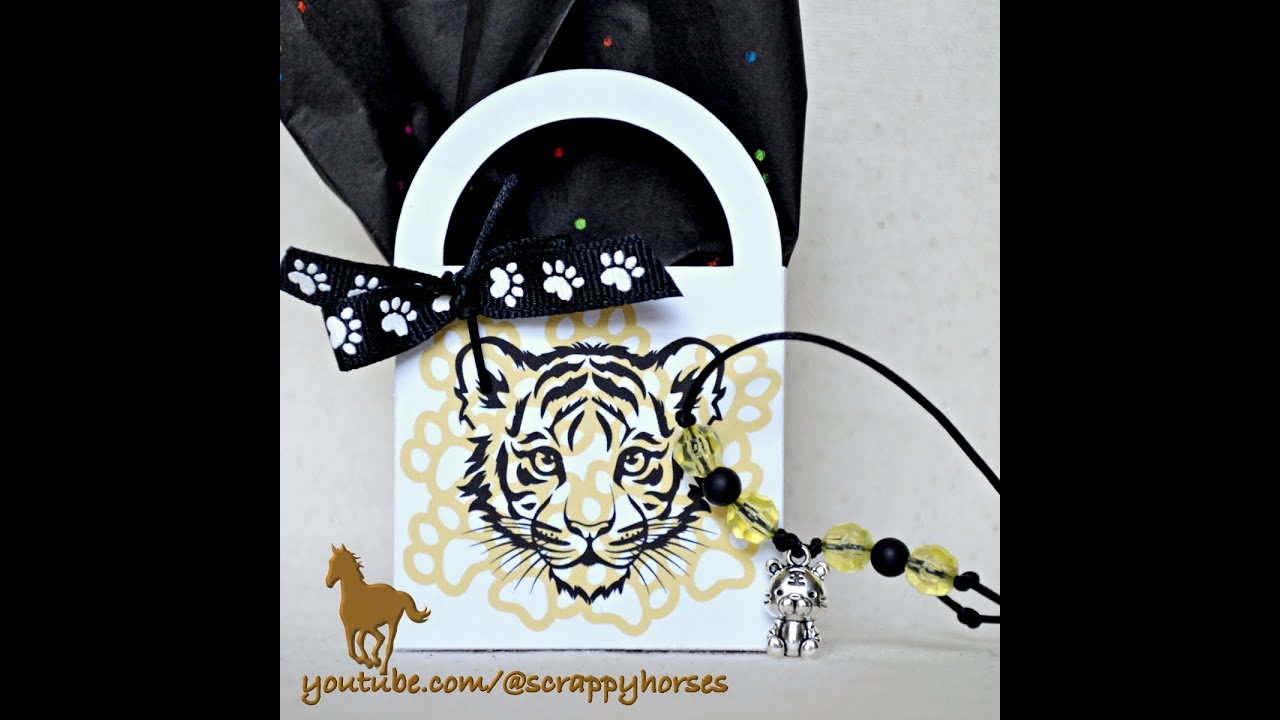Design Your Own Custom Bag in Cricut Design Space