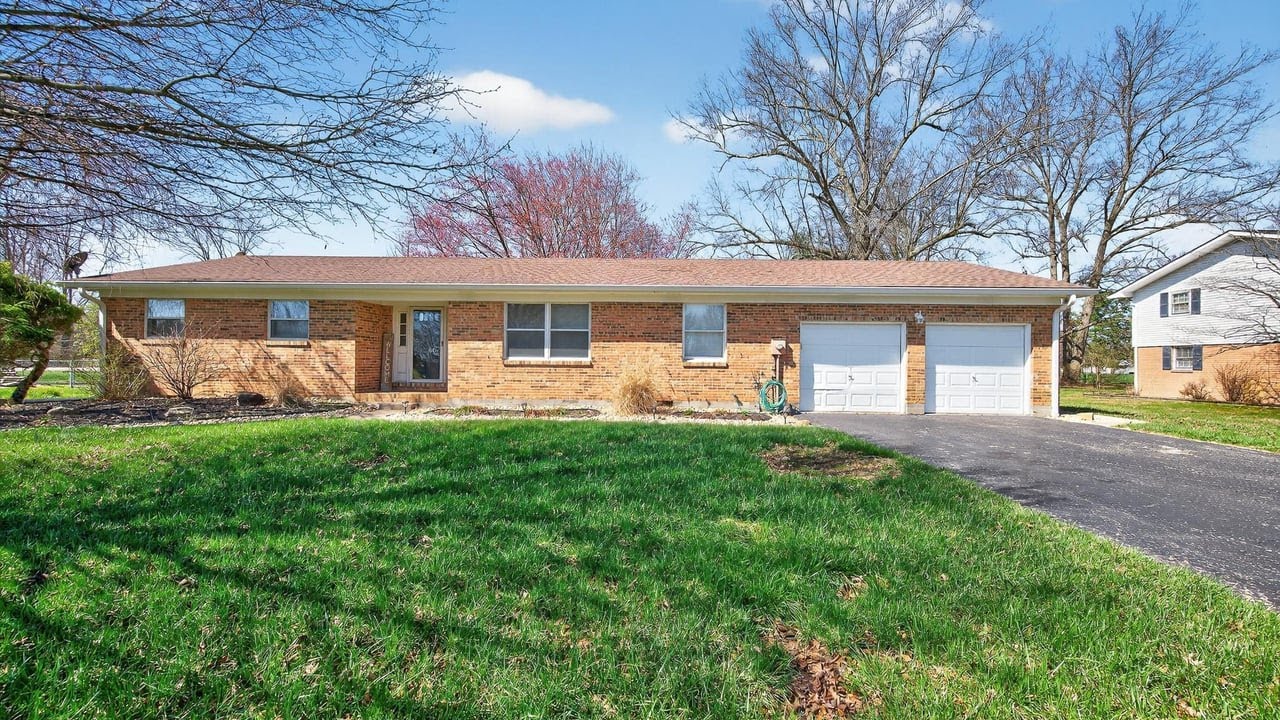 414 Castle Ave, Mt Orab, OH