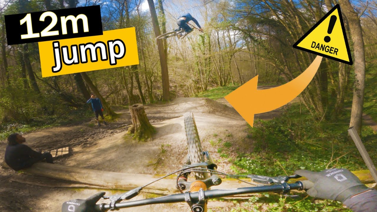 Le PLUS GROS SAUT de ma VIE + CRASH !!!