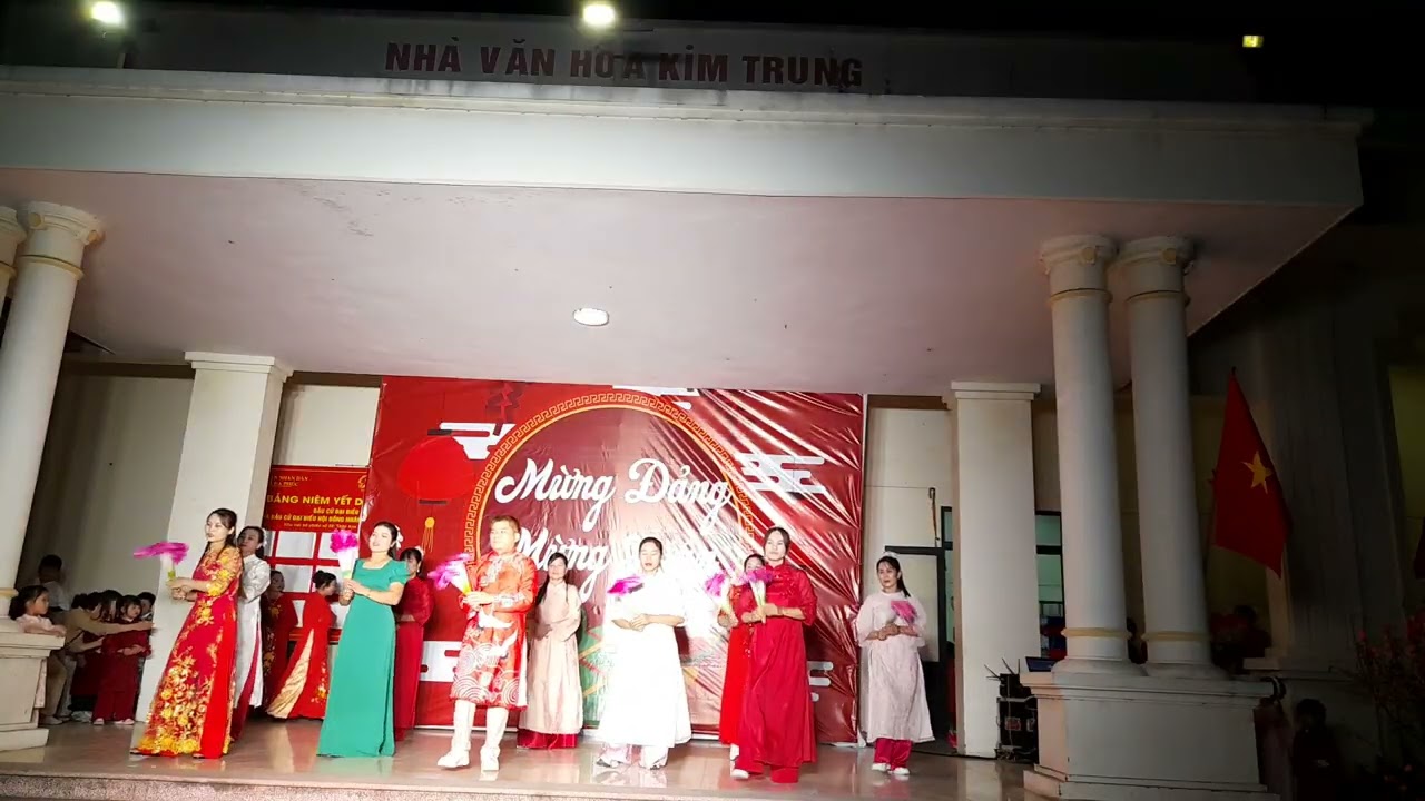 Xuân  đẹp  làm  sao  clb  zum bà kim  trung 