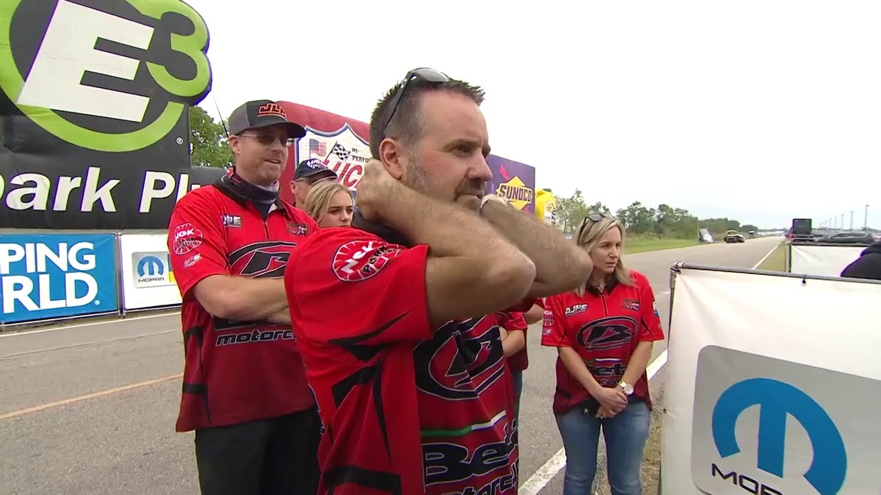 Даг Гордон побеждает в чемпионате Top Alcohol Funny Car Championship 2020 года