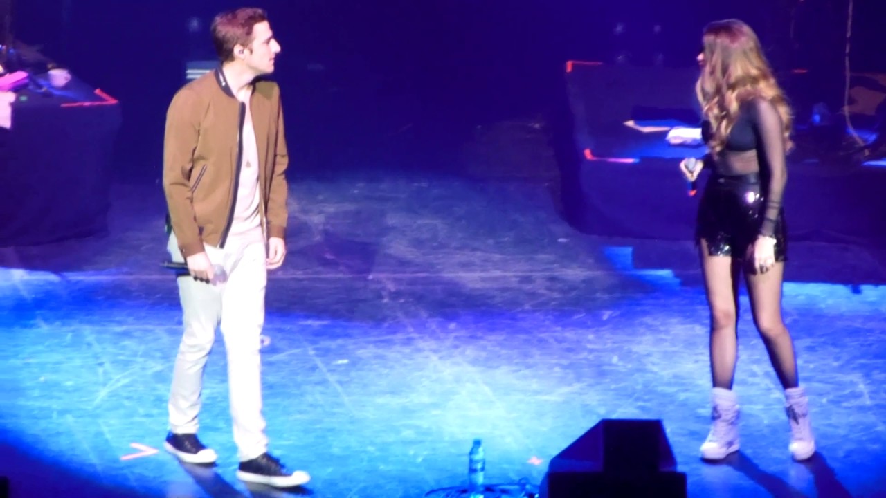 Sofía Reyes ft. Kendall Schmidt @ Gran Rex - Buenos Aires, Argentina