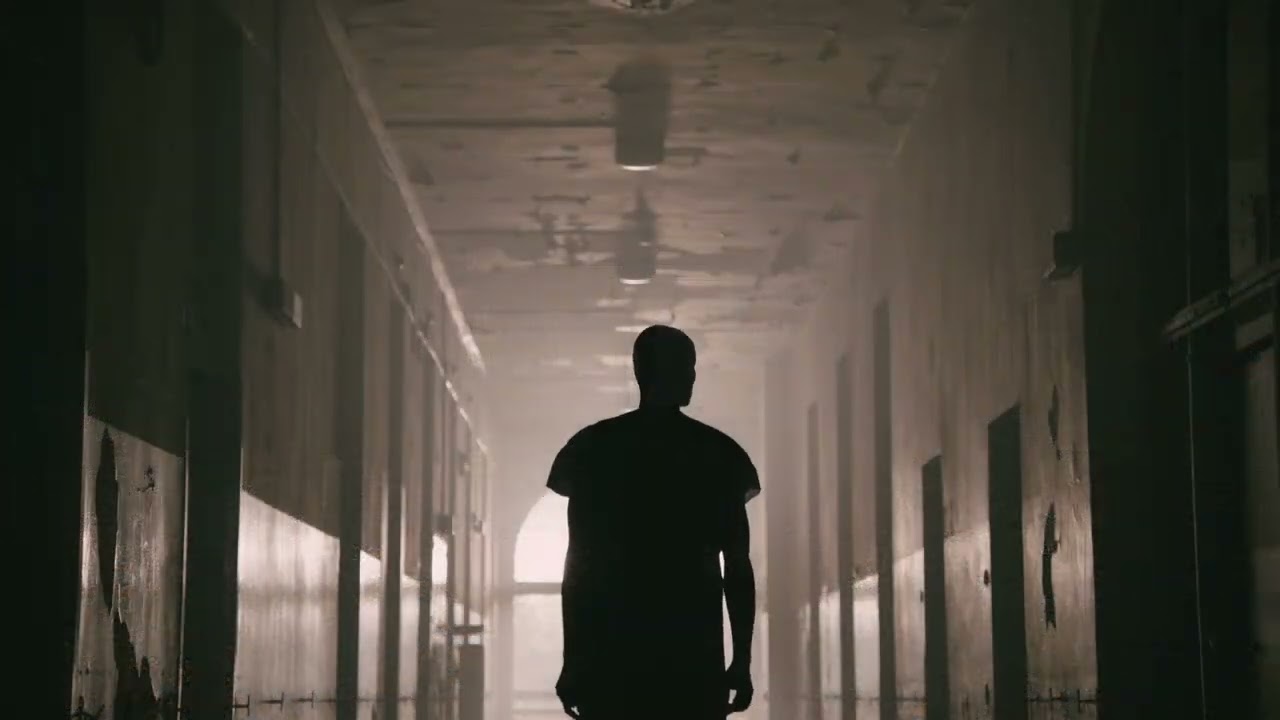 Ozzy feat . Benny Jamz - Flyv h&oslash;jt