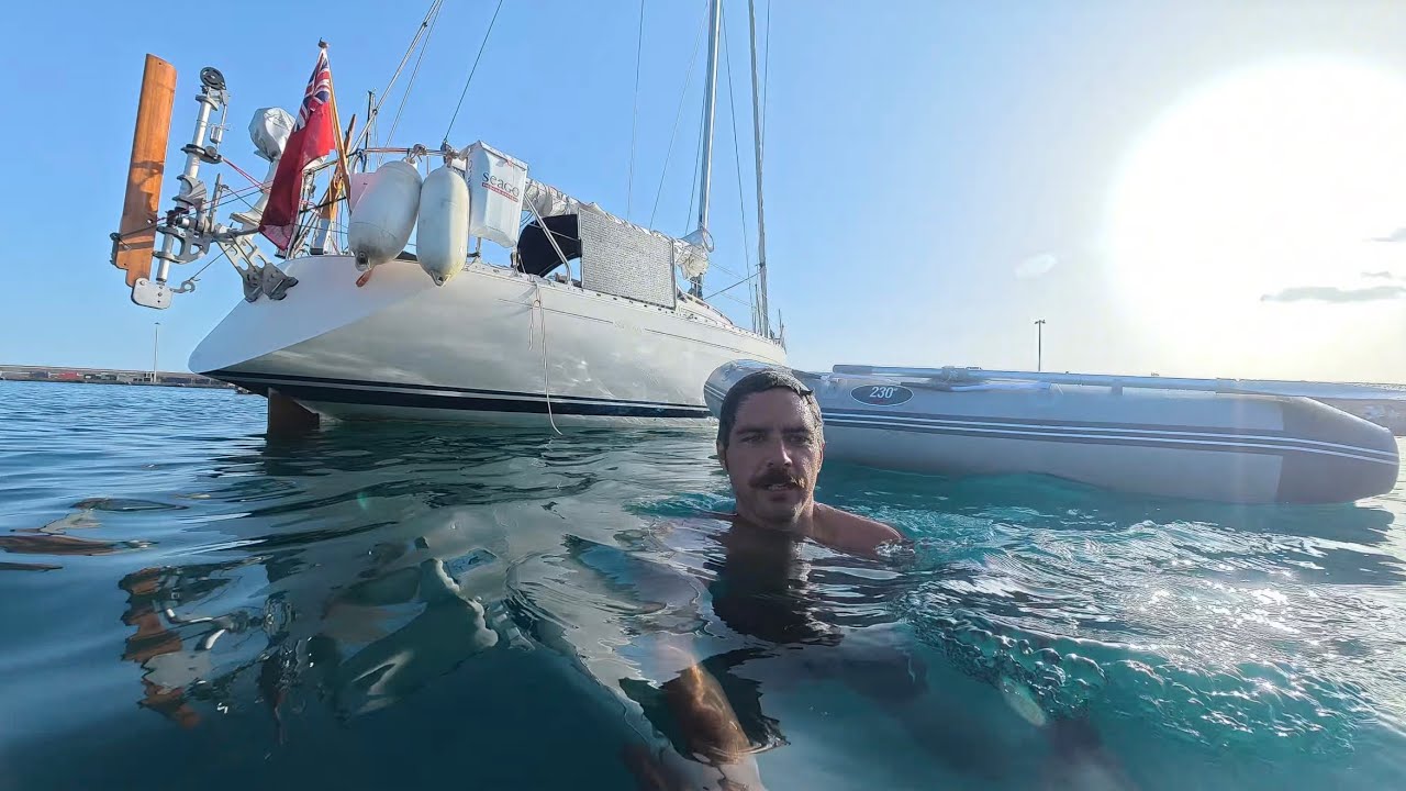 Sailing my small boat over 900 nautical miles from A Coru&ntilde;a, North Spain to Madeira, Portugal