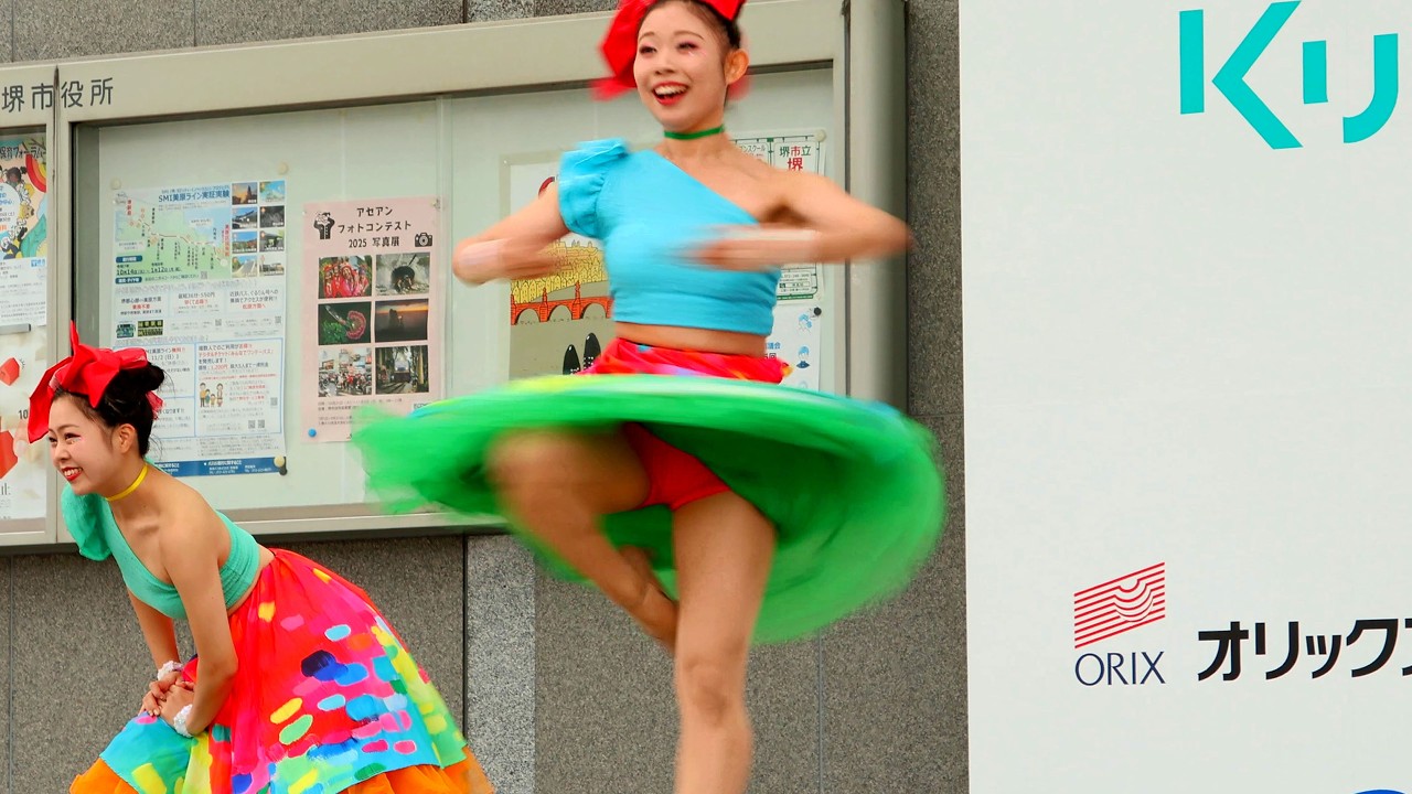ターンで舞い上がる華麗ダンス