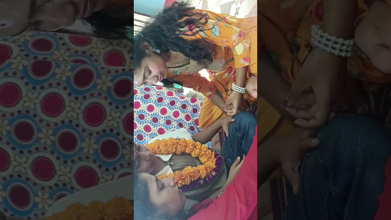 Tihar ❤️ Mummy taught us how to put Tika in a funny way🤣🤣
