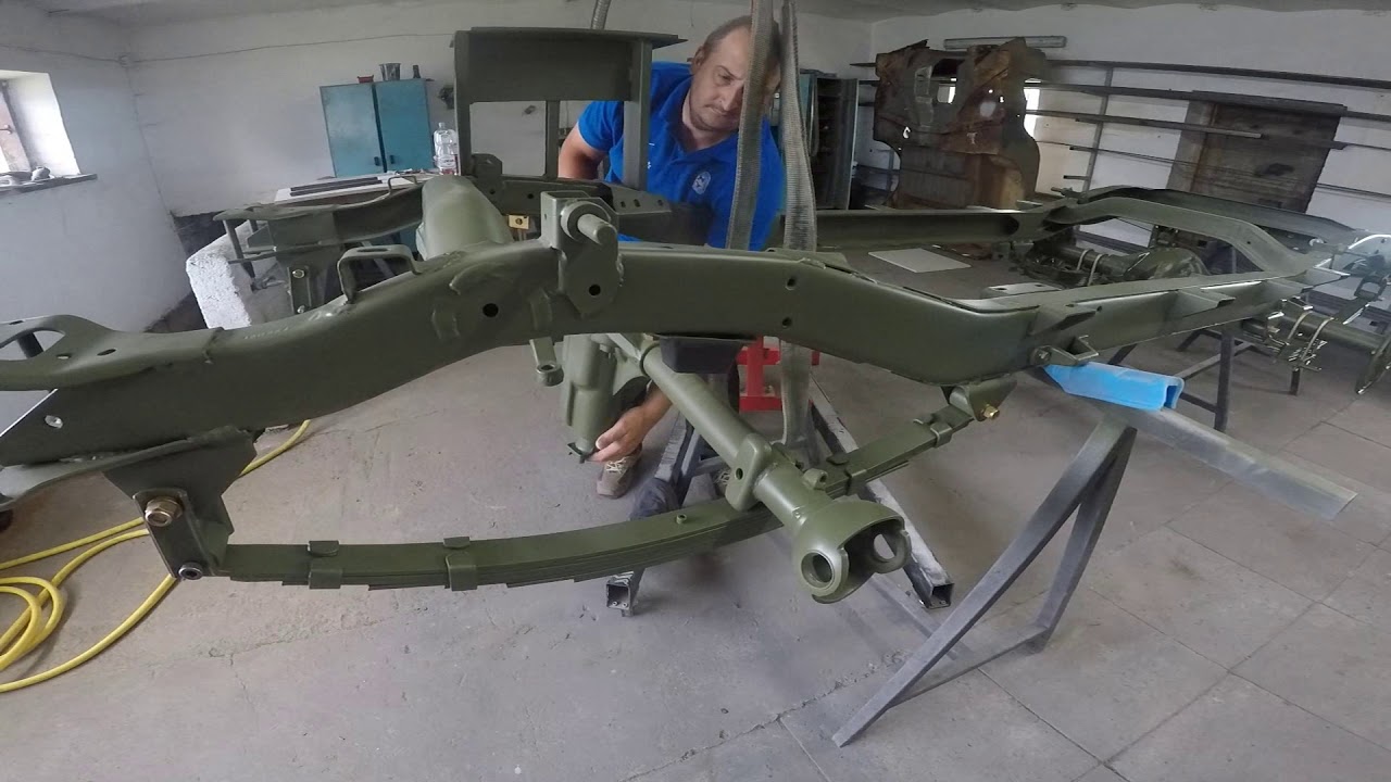 Składanie ramy  - Jeep Willys Viasa