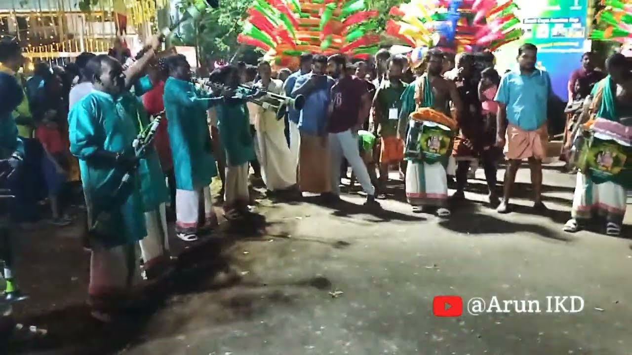 നക്ഷത്രദീപങ്ങൾ തിളങ്ങി (നിറകുടം) Kariyannur Brothers |Eravimangalam shashti | @arunikd
