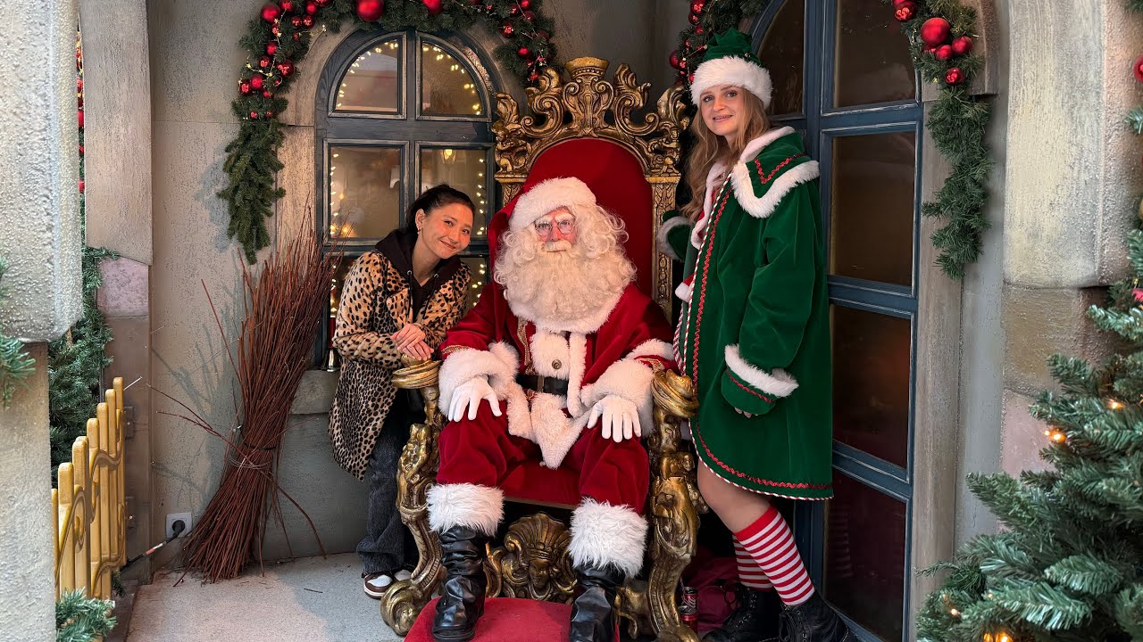 Celebrating Christmas with family! 