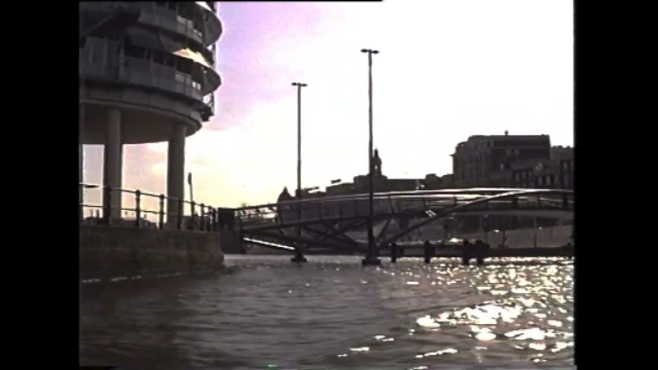Amsterdam rondvaart 1994, binnenkort komt mijn 2025 rondvaart op youtube 