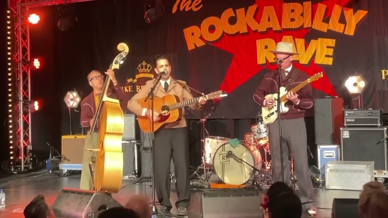 with Matt & The Peabody Ducks at Rockabilly Rave UK