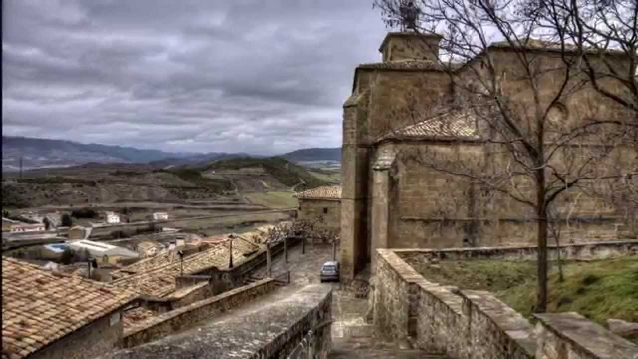 Navarra  062  AIBAR  villa medieval