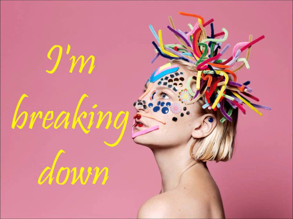 Sia - I'm In Here  (Acoustic Version)  With Lyrics