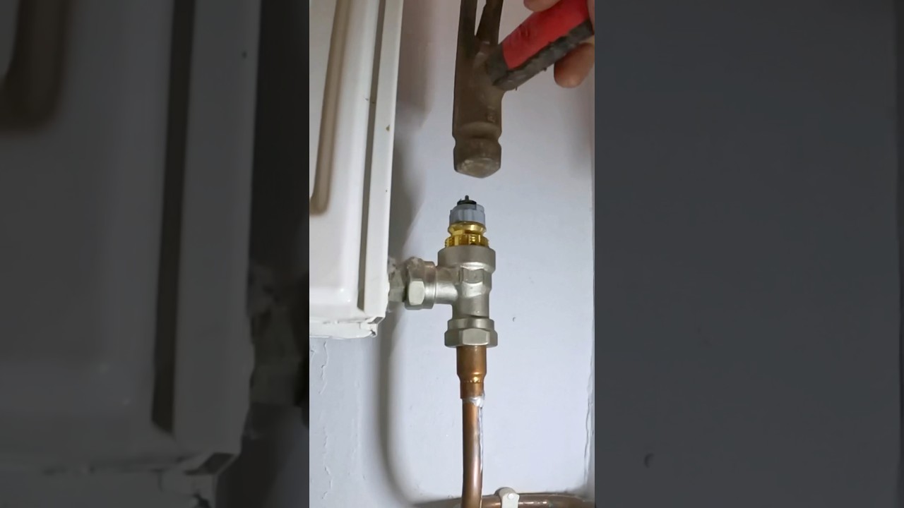 How to fix a radiator not getting hot! Check the valve and give it a tap! #plumbing #diy #howto