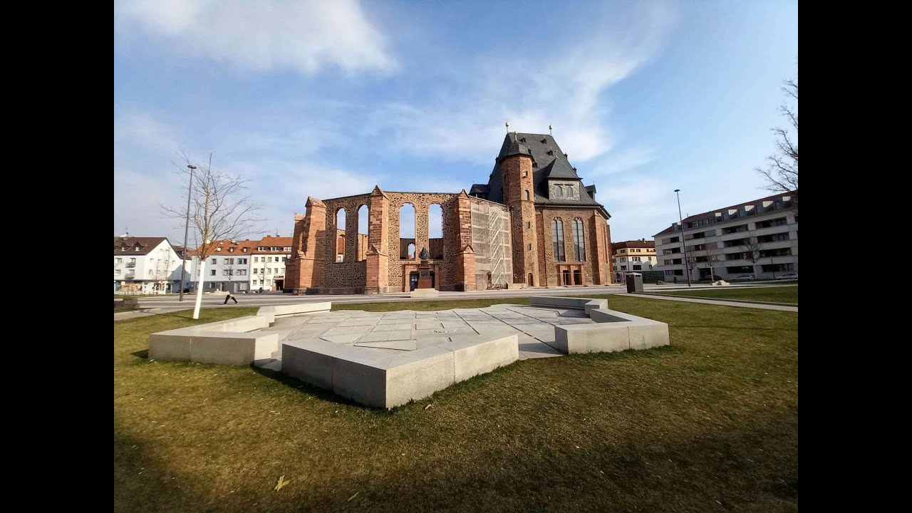 Roberts Geschichte und Architektur vor Ort: Wir besuchen Hanau.