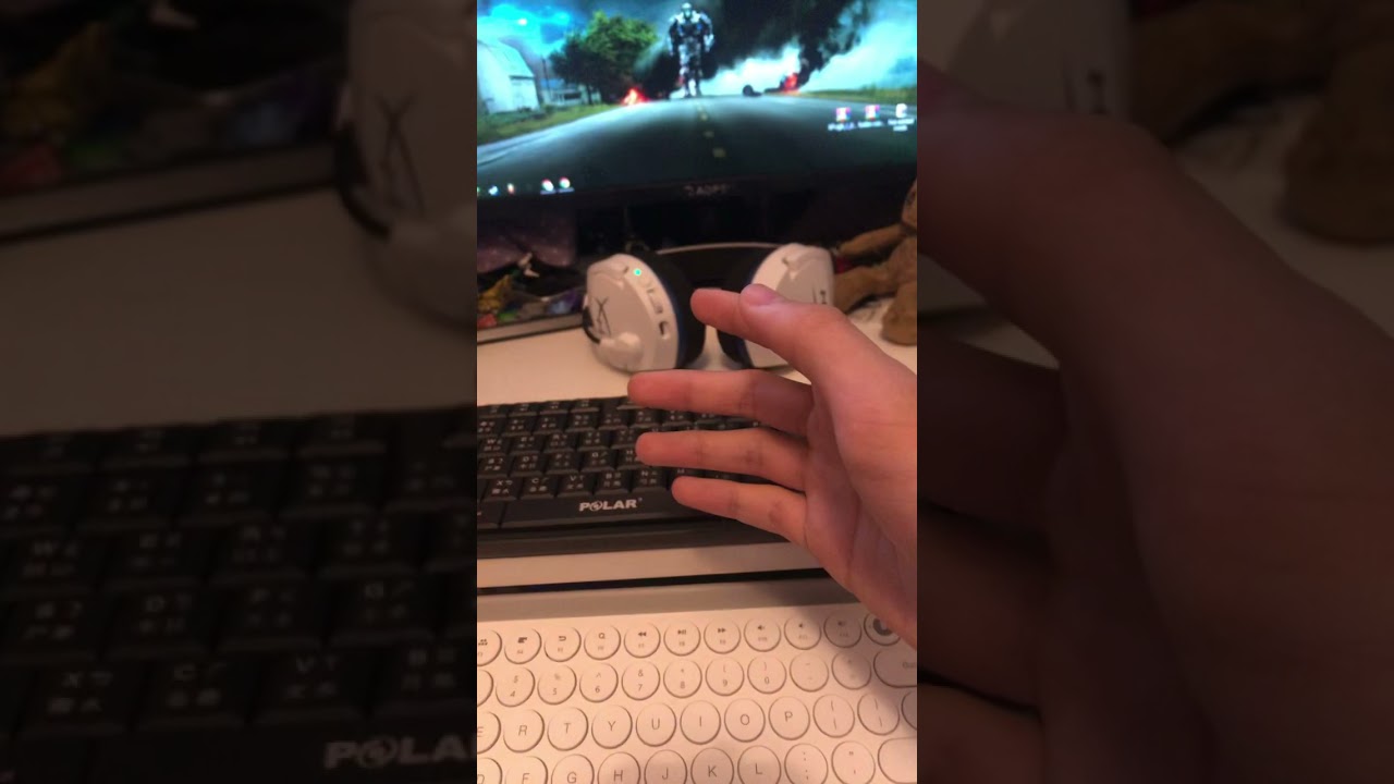 2 keyboards 1 monitor&hellip;