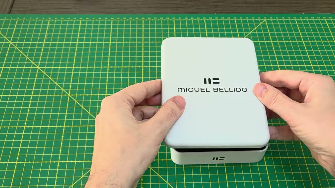 BILLETERO TARJETERO MIGUEL BELLIDO CON MONEDEOR EXTERIOR