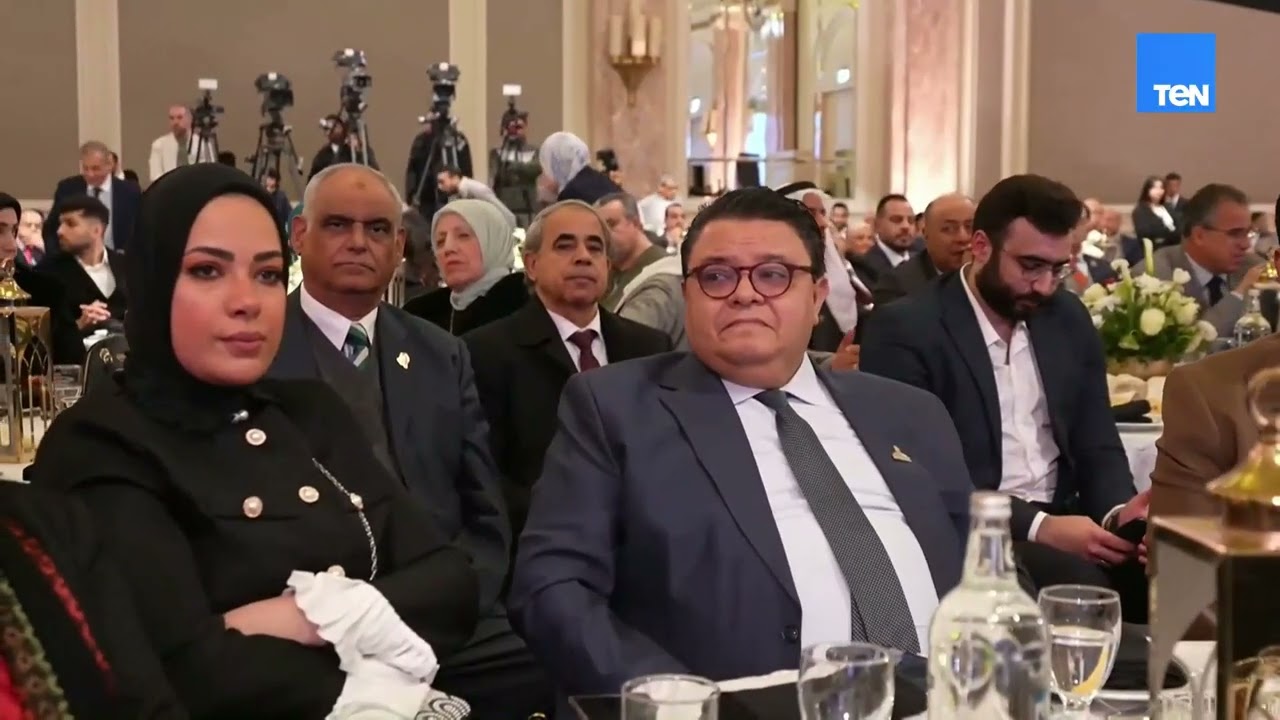 المستشار محمد عمران: العالم يمر بمرحلة اضطراب شديد ما يهدد استقرار المنطقة والاقتصاد العالمي