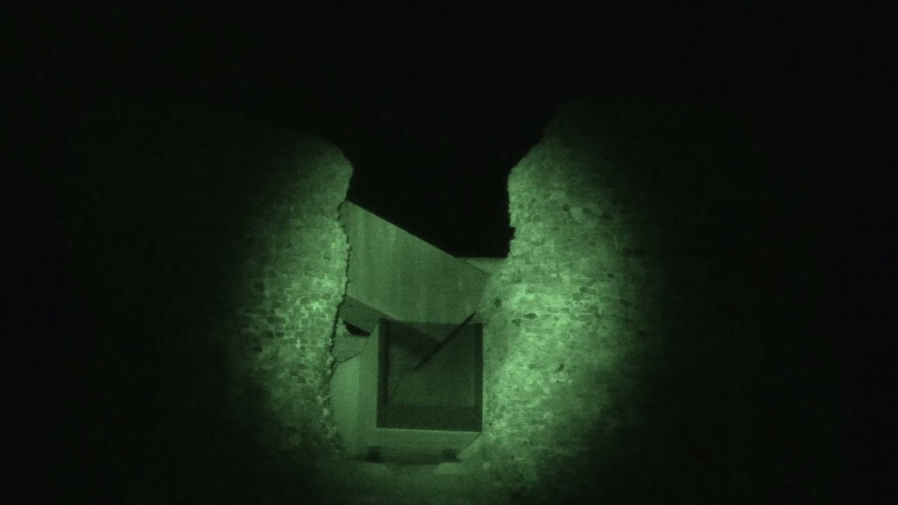 Sp&oslash;gelsesjagt, Kal&oslash; slotsruin Night vision