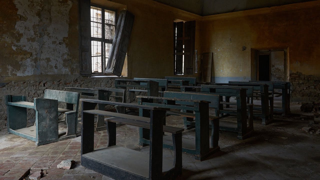 Villa Carona - ex collegio abbandonato - URBEX ITALIA 