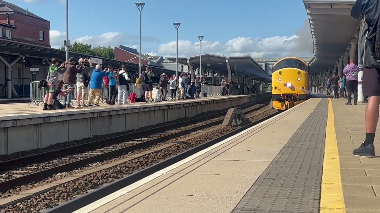 37508 & 37418 and Caroline @ Derby station 