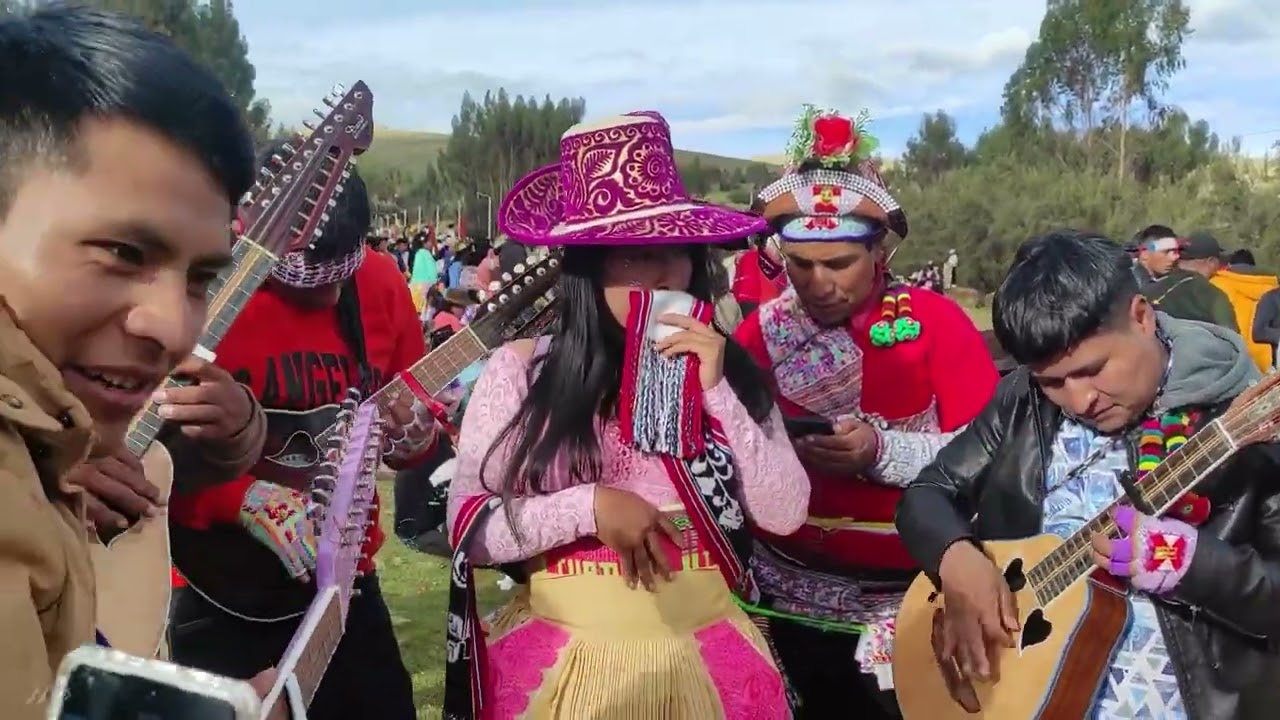 Full vacilacion en CASTILLAPATA 2025 | purito #bandurria #huancavelica