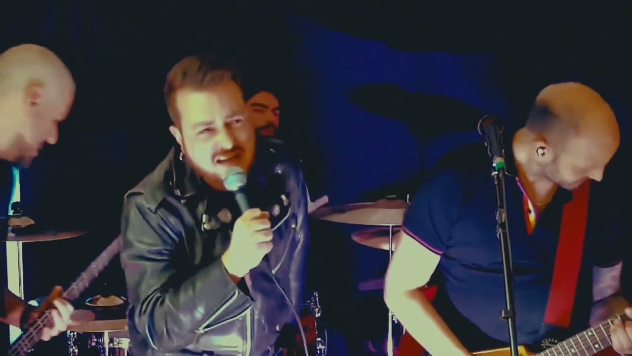 Tiempos de ebullición - Simulacro ft Histeria