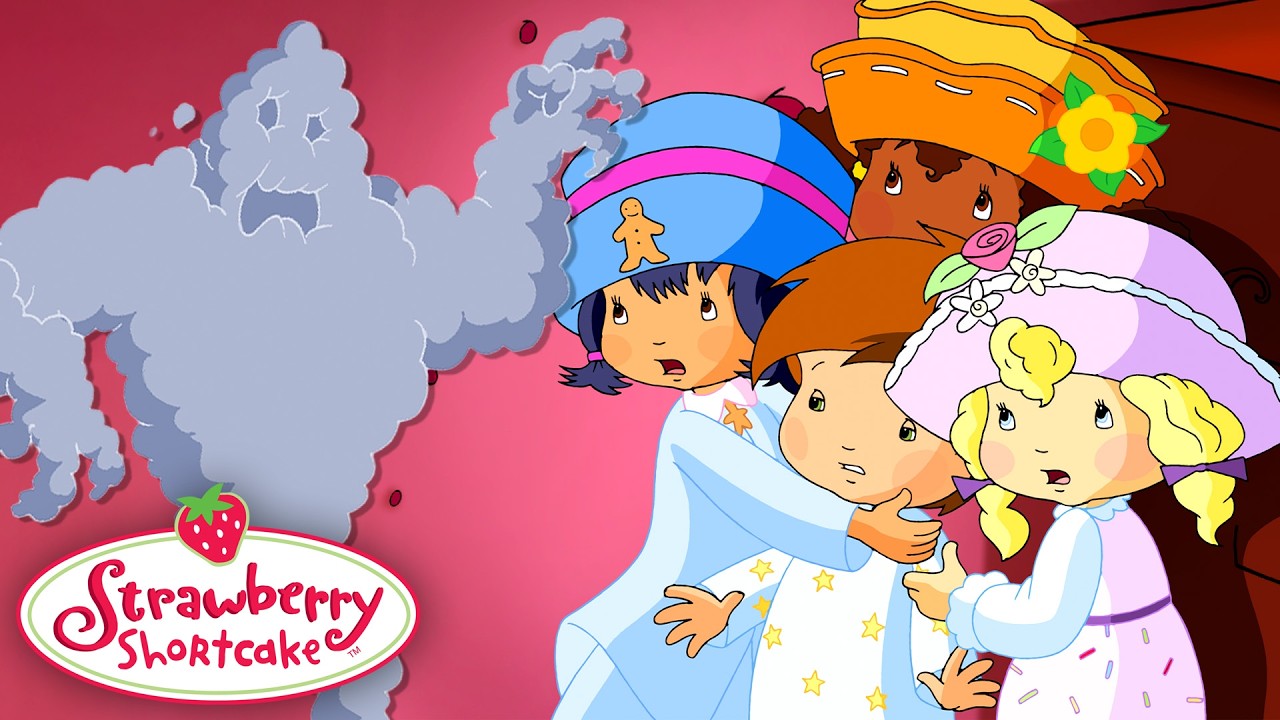 Wait... Is That a REAL Ghost?! 👻 Strawberry Shortcake 2003 🎃 Spooky Episodes 🎃 Cartoon for Kids