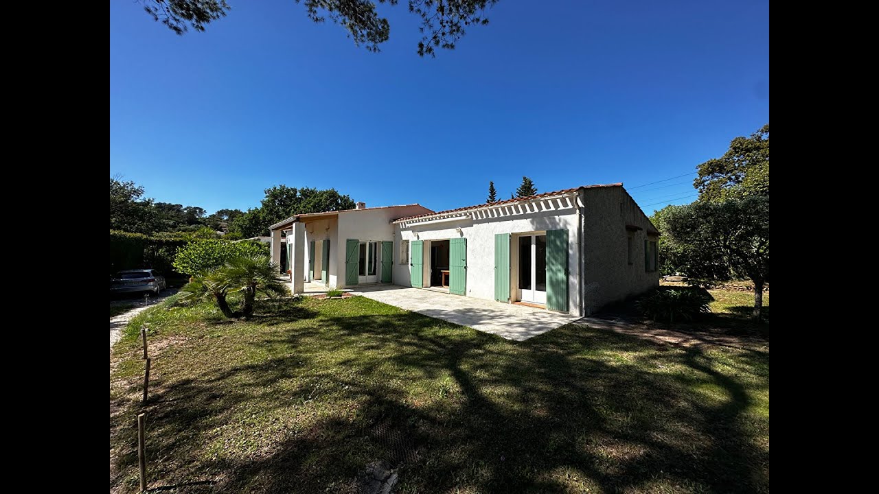 A vendre sur LA CRAU - Maison de plain-pied sur terrain constructible