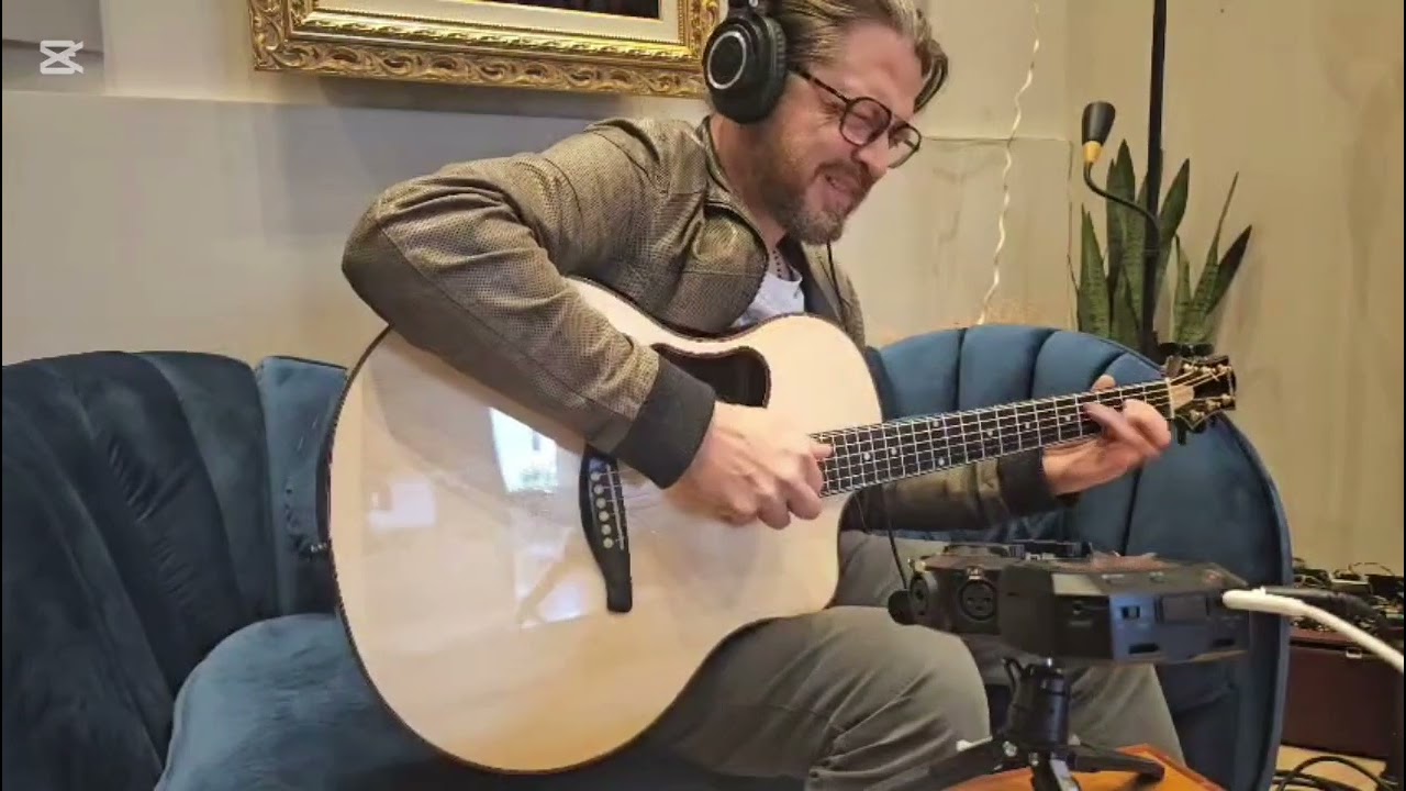 English man in New York - @hsienmoguitars Shiyi double top