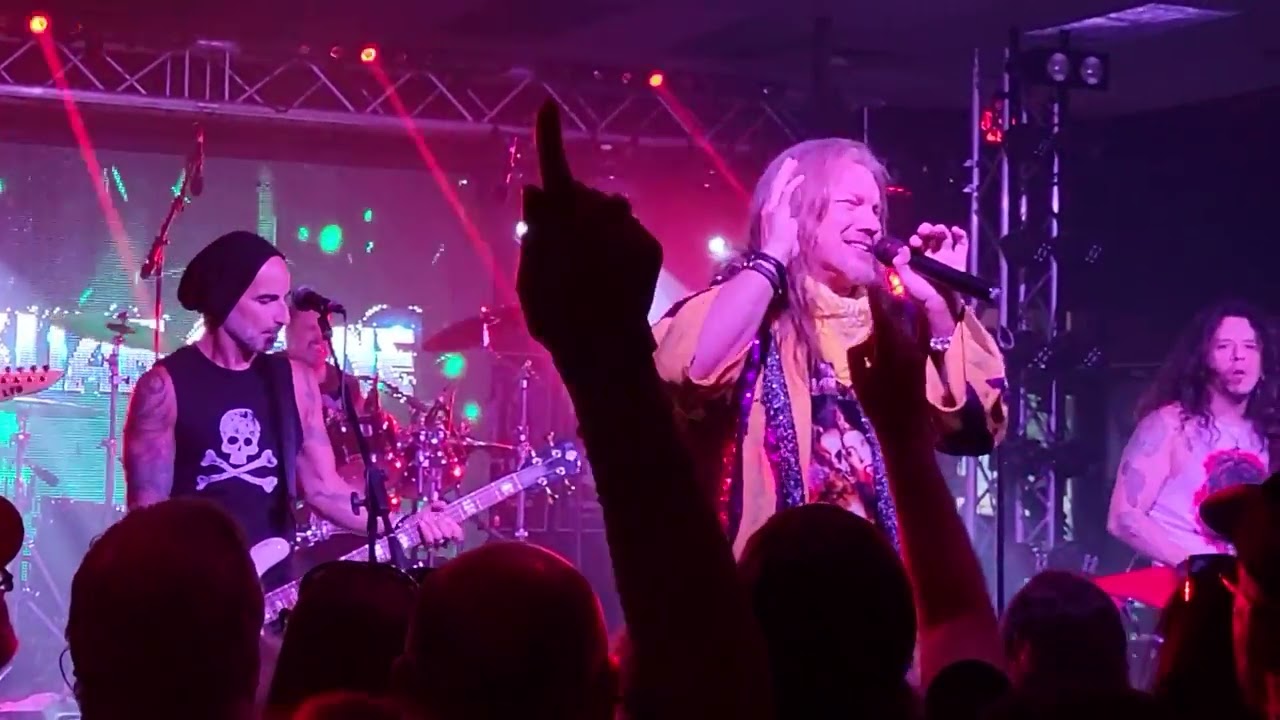 Kuarantine (Chris Jericho, KISS Tribute) - I Just Wanna (Franklin, 7-6-24)