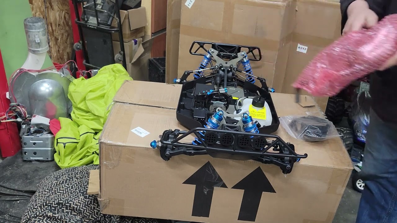 Losi 5t original or clone....