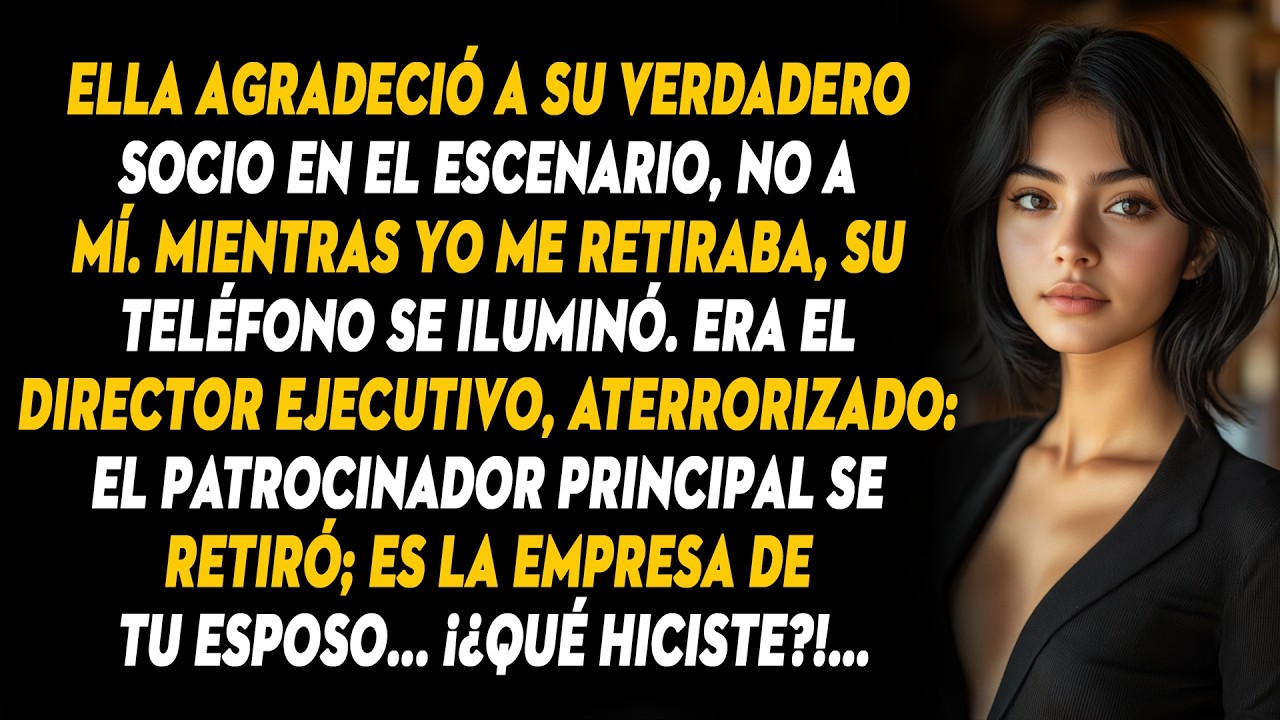 Allí Estaba Ella, Sumida En Risas Con Su Exnovio En Nuestra Mesa. Me Puse De Pie, Salí, Y Ella...