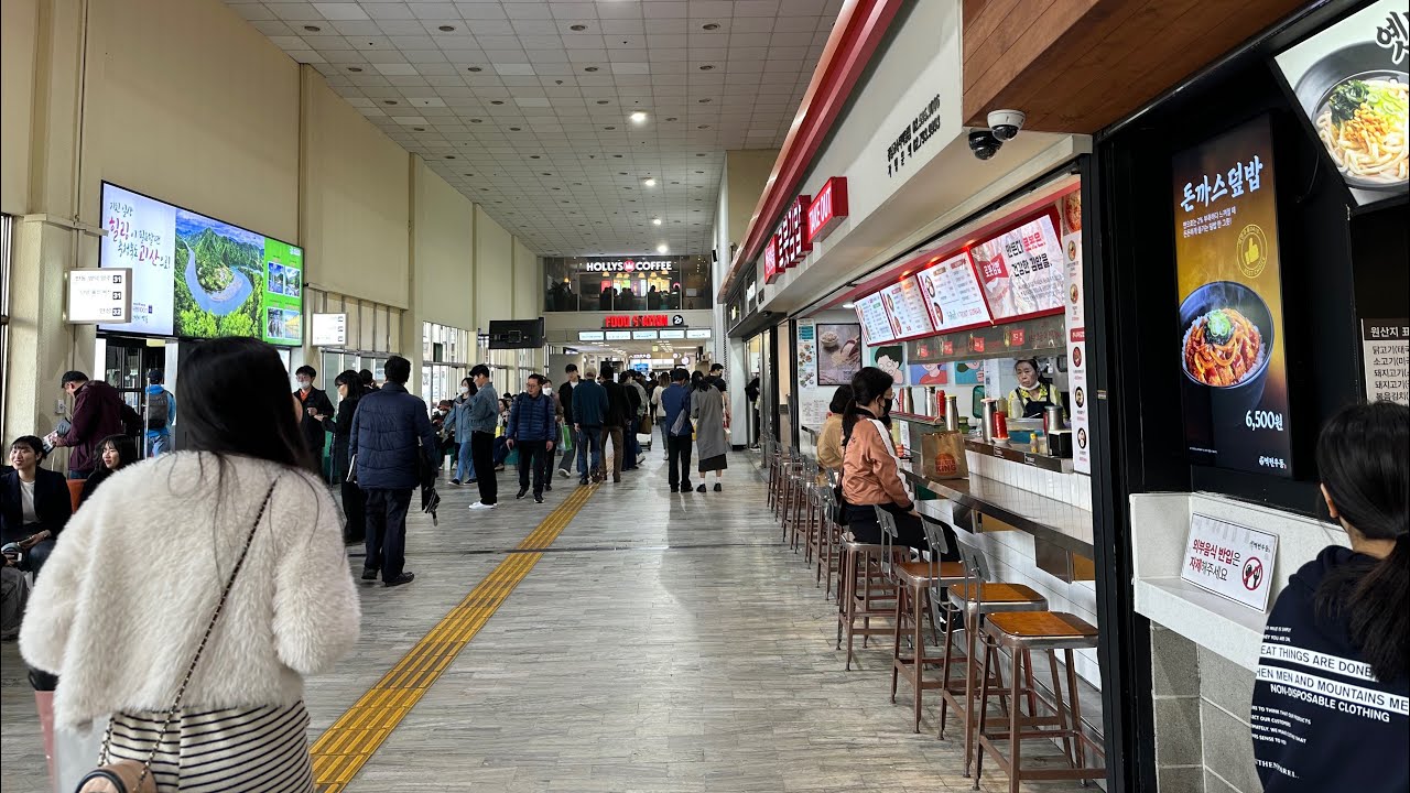 Seoul Express Bus Terminal | South Korea Travel Guide | Walking ASMR |