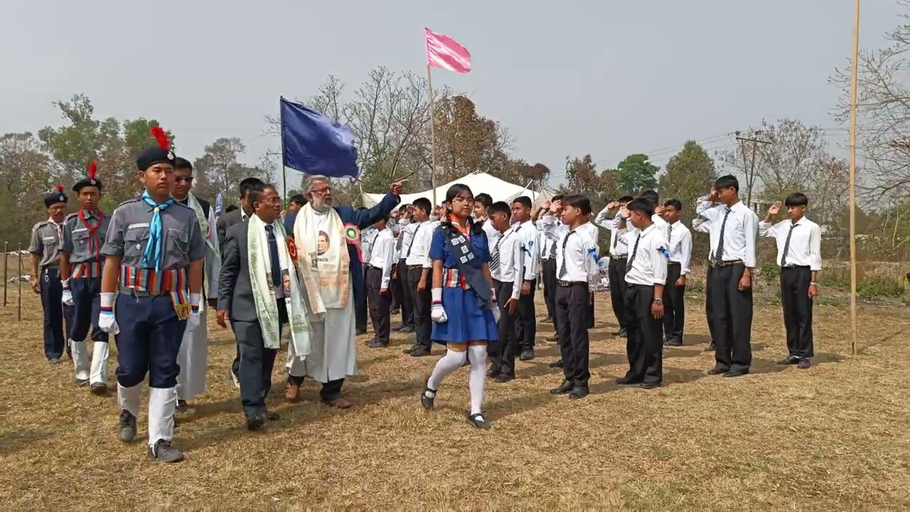 Chief guest inspect the contingents.
