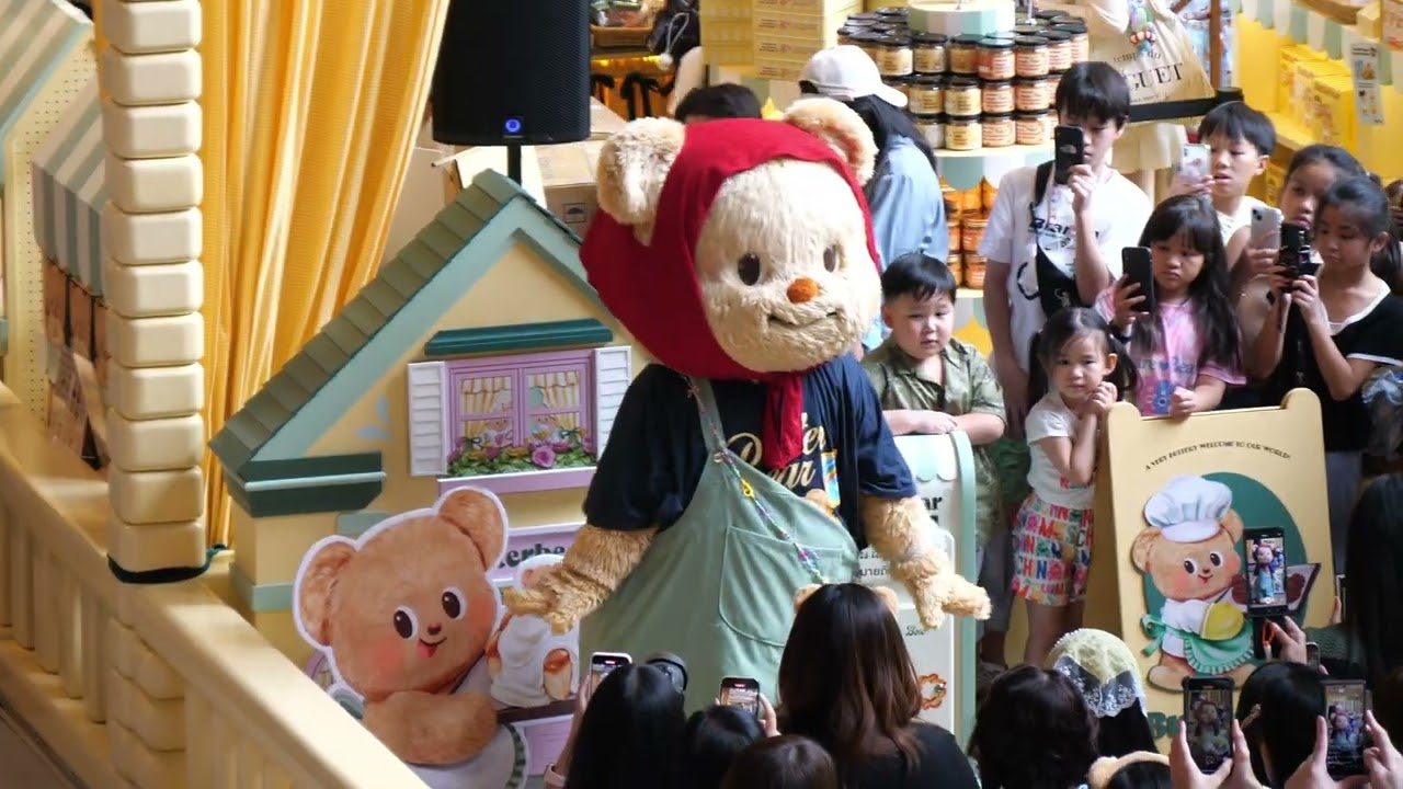 #butterbear #หมีเนย at EMSPHERE : 4K : วันนี้ชุดสวยดีน่ะ ครับ : 25670825 กทม