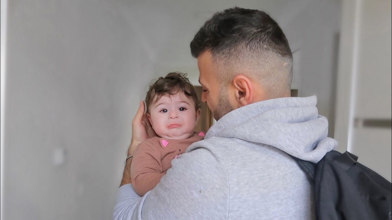 اول لقاء بعد السفر !! ميرا نسيت ابوها😢