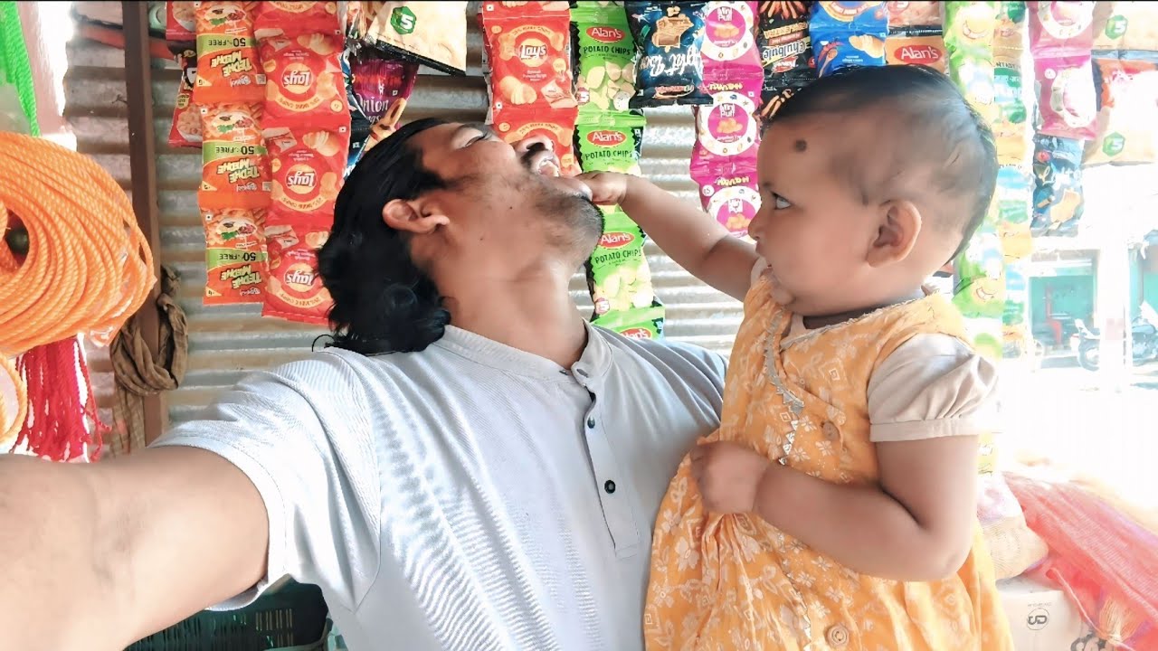 बिस्किट खिलाने का नया तरीका | मेरी नवासी | #anjarhusainvlogs 