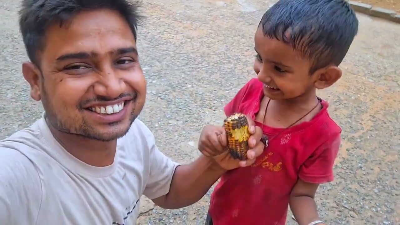 Aaj Makai khaenge Raju Cycle Mechanic 