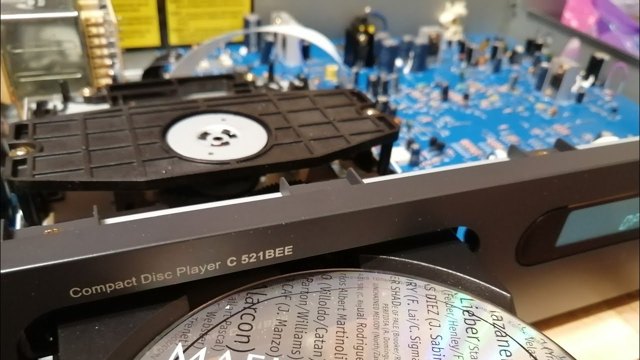 NAD C 521BEE Что внутри проигрывателя... 