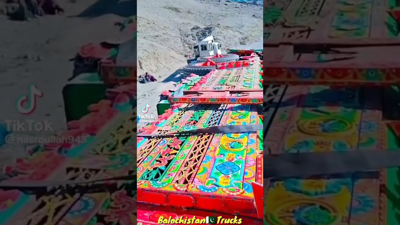 Hino Cargo 10 Wheeler Truck Fall Down on Noushki Sultan Charhai || Rescue Operation on Hilly Road