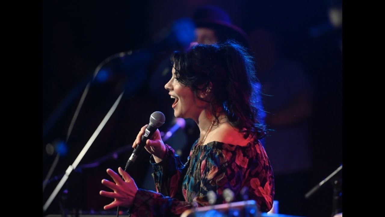 The Hello Darlins Down To The River/ Will The Circle Be Unbroken Live!!
