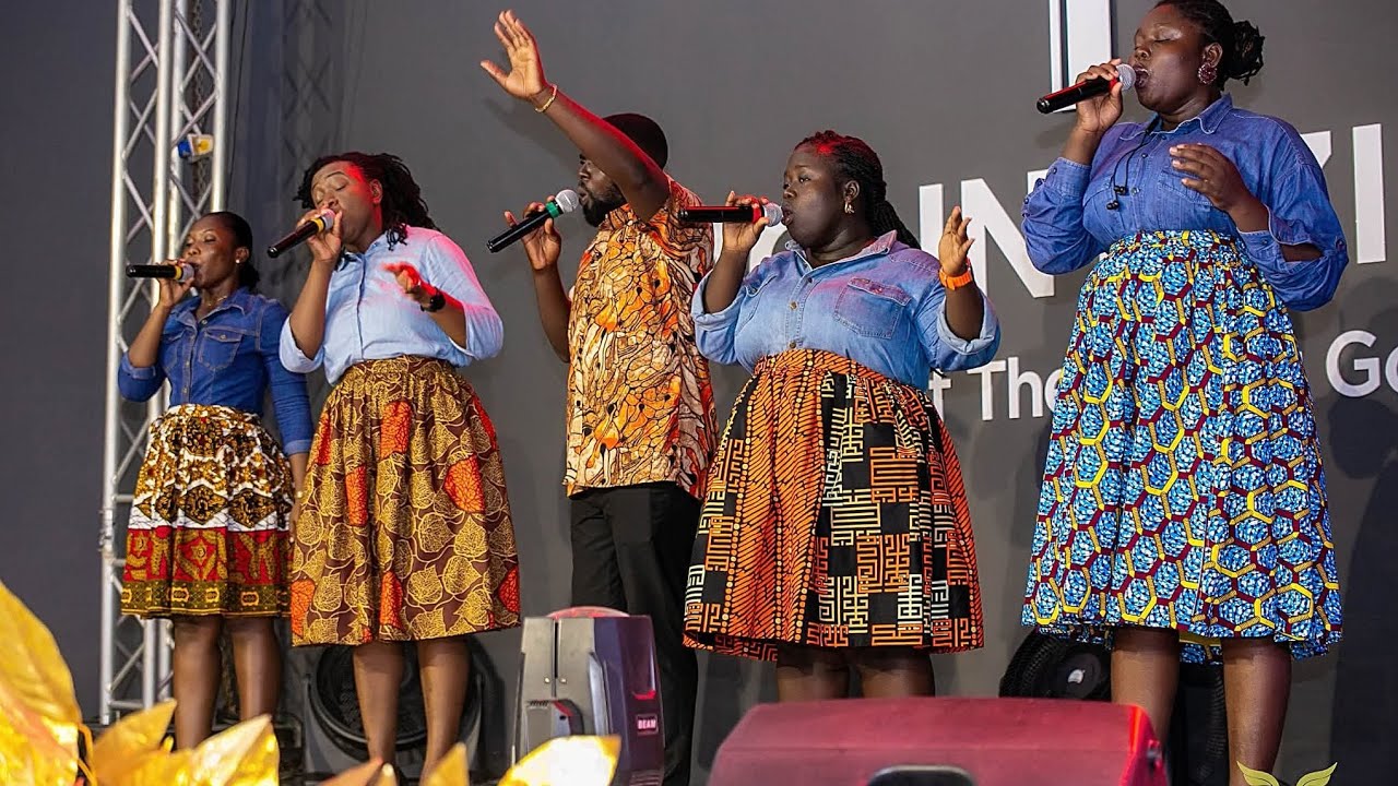 Apostolic Praise by the Mount Zion Music Ministry. 