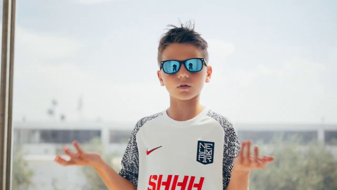 TEDDY CRI -  QUESTE NIKE NUOVE (Official Video)